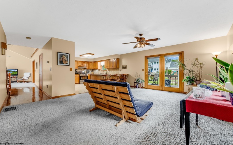 1433 Palace Drive, Morgantown, West Virginia 26508-0000, 3 Bedrooms Bedrooms, 8 Rooms Rooms,2 BathroomsBathrooms,Single Family Detached,For Sale,Palace,10159703