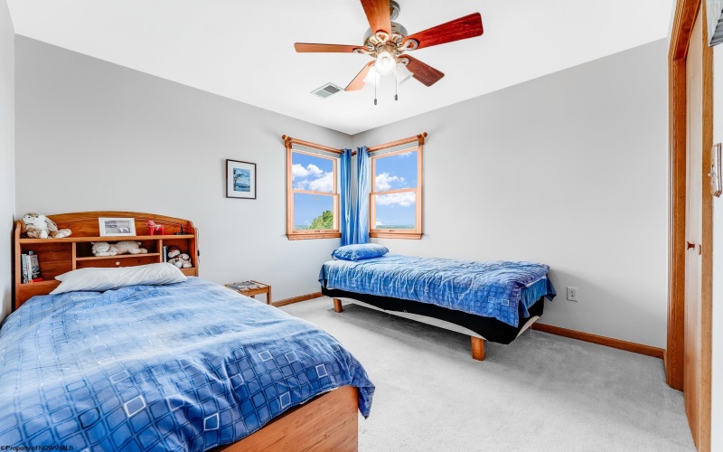 1433 Palace Drive, Morgantown, West Virginia 26508-0000, 3 Bedrooms Bedrooms, 8 Rooms Rooms,2 BathroomsBathrooms,Single Family Detached,For Sale,Palace,10159703