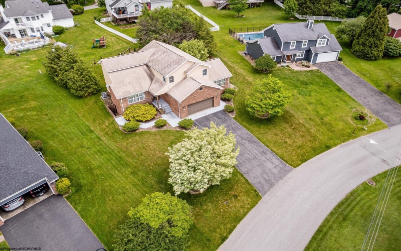 1433 Palace Drive, Morgantown, West Virginia 26508-0000, 3 Bedrooms Bedrooms, 8 Rooms Rooms,2 BathroomsBathrooms,Single Family Detached,For Sale,Palace,10159703