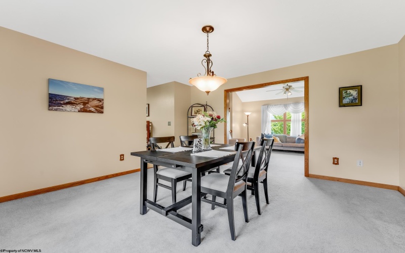 1433 Palace Drive, Morgantown, West Virginia 26508-0000, 3 Bedrooms Bedrooms, 8 Rooms Rooms,2 BathroomsBathrooms,Single Family Detached,For Sale,Palace,10159703