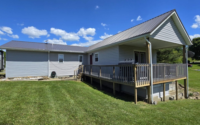 787 Tacy Sunshine Ridge Road, Philippi, West Virginia 26416-7442, 3 Bedrooms Bedrooms, 6 Rooms Rooms,2 BathroomsBathrooms,Single Family Detached,For Sale,Tacy Sunshine Ridge,10159711