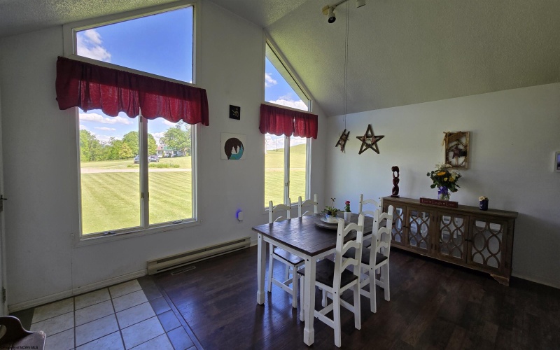787 Tacy Sunshine Ridge Road, Philippi, West Virginia 26416-7442, 3 Bedrooms Bedrooms, 6 Rooms Rooms,2 BathroomsBathrooms,Single Family Detached,For Sale,Tacy Sunshine Ridge,10159711