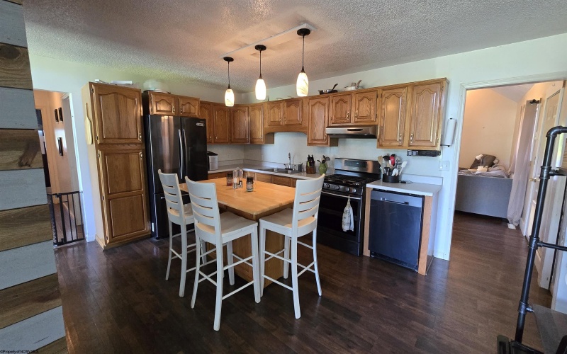 787 Tacy Sunshine Ridge Road, Philippi, West Virginia 26416-7442, 3 Bedrooms Bedrooms, 6 Rooms Rooms,2 BathroomsBathrooms,Single Family Detached,For Sale,Tacy Sunshine Ridge,10159711