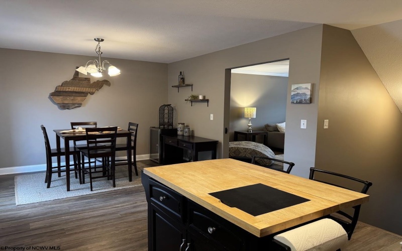 203 Tarbert Court, Morgantown, West Virginia 26508, 3 Bedrooms Bedrooms, 8 Rooms Rooms,2 BathroomsBathrooms,Single Family Attached,For Sale,Tarbert,10159712