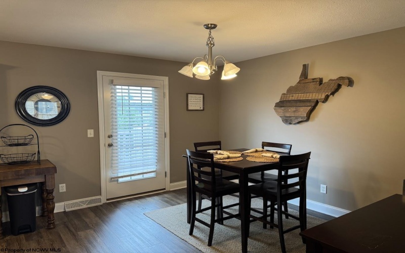 203 Tarbert Court, Morgantown, West Virginia 26508, 3 Bedrooms Bedrooms, 8 Rooms Rooms,2 BathroomsBathrooms,Single Family Attached,For Sale,Tarbert,10159712