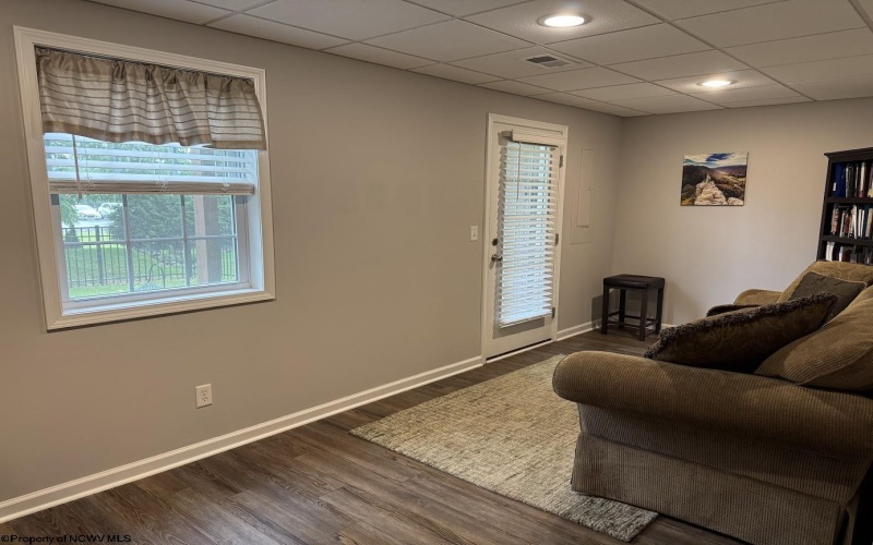 203 Tarbert Court, Morgantown, West Virginia 26508, 3 Bedrooms Bedrooms, 8 Rooms Rooms,2 BathroomsBathrooms,Single Family Attached,For Sale,Tarbert,10159712