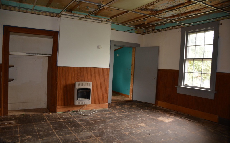 1501 Main Street, Wellsburg, West Virginia 26070, 3 Bedrooms Bedrooms, 6 Rooms Rooms,2 BathroomsBathrooms,Single Family Detached,For Sale,Main,10159710