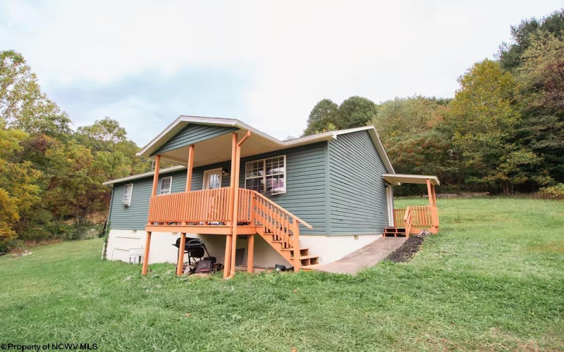 2081 Plum Run Road, Mannington, West Virginia 26582, 3 Bedrooms Bedrooms, 5 Rooms Rooms,1 BathroomBathrooms,Single Family Detached,For Sale,Plum Run,10159385