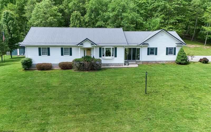 265 Wildwood Drive, Horner, West Virginia 26372, 3 Bedrooms Bedrooms, 6 Rooms Rooms,2 BathroomsBathrooms,Single Family Detached,For Sale,Wildwood,10159728