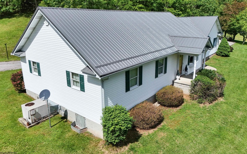 265 Wildwood Drive, Horner, West Virginia 26372, 3 Bedrooms Bedrooms, 6 Rooms Rooms,2 BathroomsBathrooms,Single Family Detached,For Sale,Wildwood,10159728