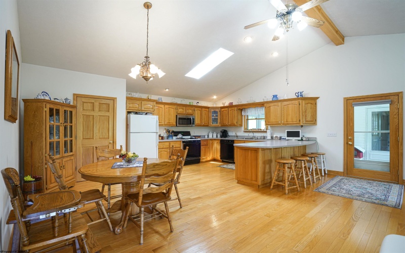 265 Wildwood Drive, Horner, West Virginia 26372, 3 Bedrooms Bedrooms, 6 Rooms Rooms,2 BathroomsBathrooms,Single Family Detached,For Sale,Wildwood,10159728
