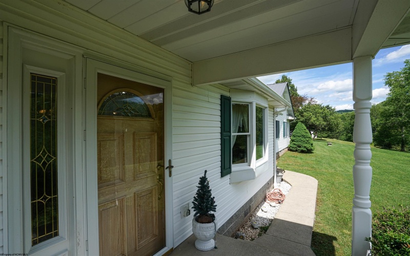 265 Wildwood Drive, Horner, West Virginia 26372, 3 Bedrooms Bedrooms, 6 Rooms Rooms,2 BathroomsBathrooms,Single Family Detached,For Sale,Wildwood,10159728