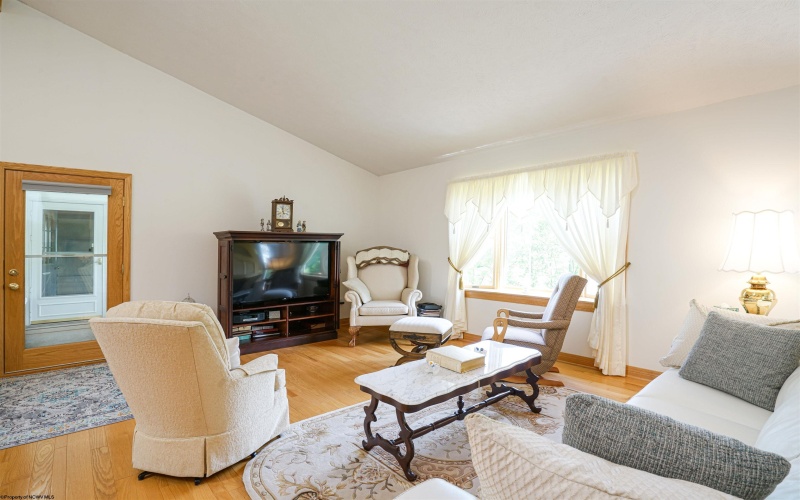 265 Wildwood Drive, Horner, West Virginia 26372, 3 Bedrooms Bedrooms, 6 Rooms Rooms,2 BathroomsBathrooms,Single Family Detached,For Sale,Wildwood,10159728