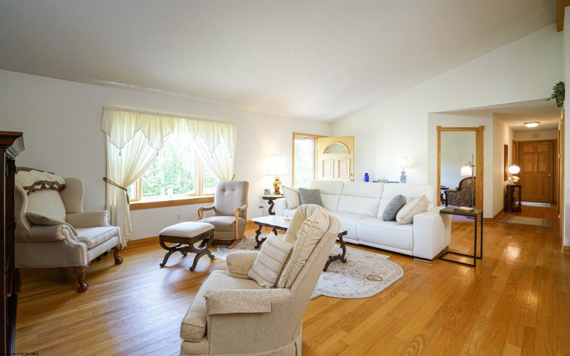 265 Wildwood Drive, Horner, West Virginia 26372, 3 Bedrooms Bedrooms, 6 Rooms Rooms,2 BathroomsBathrooms,Single Family Detached,For Sale,Wildwood,10159728