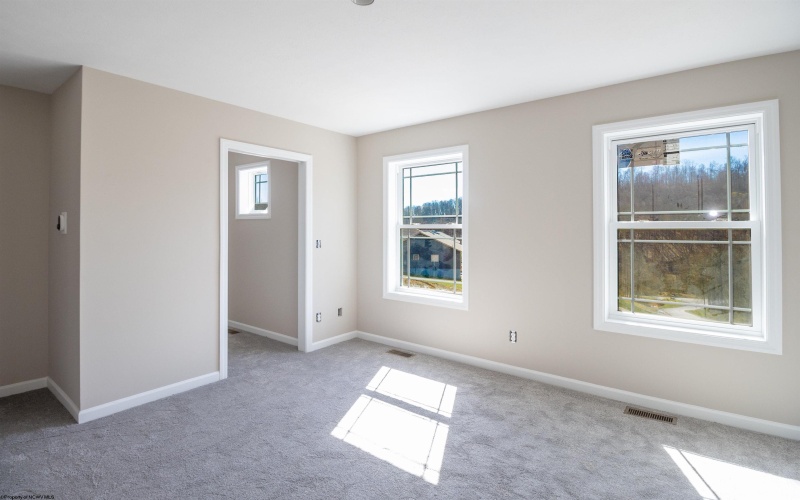 113 Frisco Lane, Bridgeport, West Virginia 26330, 3 Bedrooms Bedrooms, 5 Rooms Rooms,2 BathroomsBathrooms,Single Family Attached,For Sale,Frisco,10159717