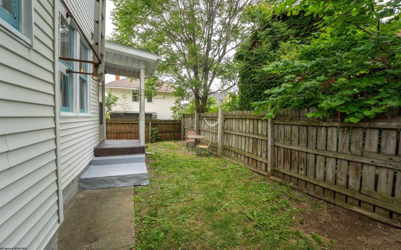 313 Kingwood Street, Morgantown, West Virginia 26501, ,Multi-unit/income,For Sale,Kingwood,10159723
