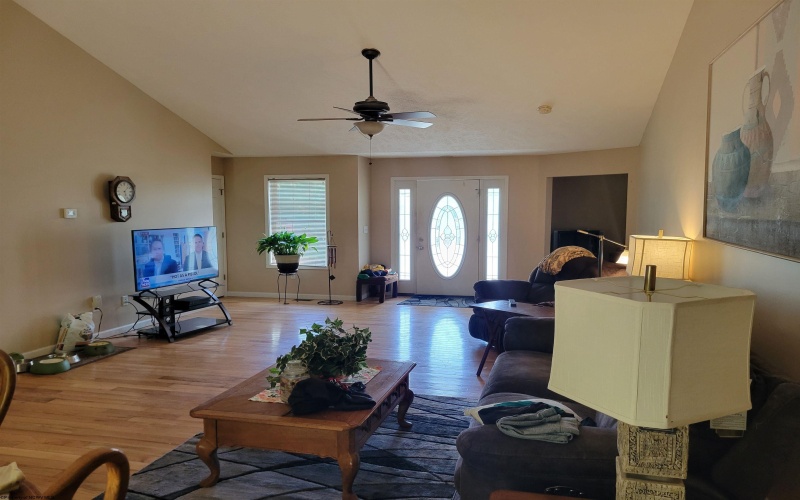 110 Woodmont Way, Fairmont, West Virginia 26554, 5 Bedrooms Bedrooms, 7 Rooms Rooms,3 BathroomsBathrooms,Single Family Detached,For Sale,Woodmont,10159713