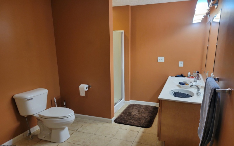 110 Woodmont Way, Fairmont, West Virginia 26554, 5 Bedrooms Bedrooms, 7 Rooms Rooms,3 BathroomsBathrooms,Single Family Detached,For Sale,Woodmont,10159713