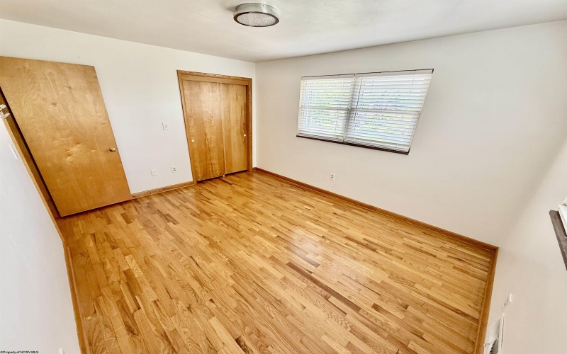 133 Ridgeway Drive, Bridgeport, West Virginia 26330, 3 Bedrooms Bedrooms, 11 Rooms Rooms,3 BathroomsBathrooms,Single Family Detached,For Sale,Ridgeway,10159716