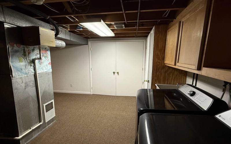 133 Ridgeway Drive, Bridgeport, West Virginia 26330, 3 Bedrooms Bedrooms, 11 Rooms Rooms,3 BathroomsBathrooms,Single Family Detached,For Sale,Ridgeway,10159716