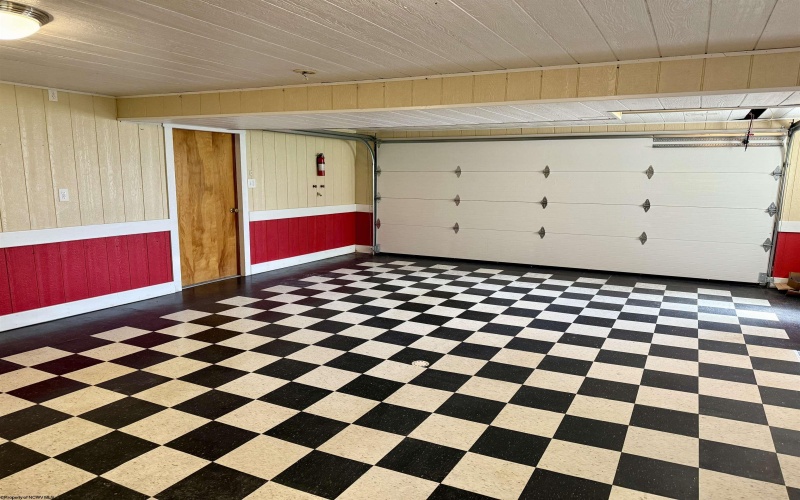 133 Ridgeway Drive, Bridgeport, West Virginia 26330, 3 Bedrooms Bedrooms, 11 Rooms Rooms,3 BathroomsBathrooms,Single Family Detached,For Sale,Ridgeway,10159716