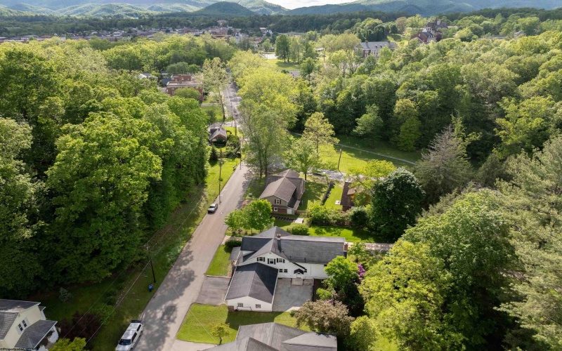 301 Marro Drive, Elkins, West Virginia 26241, 5 Bedrooms Bedrooms, 11 Rooms Rooms,3 BathroomsBathrooms,Single Family Detached,For Sale,Marro,10159714