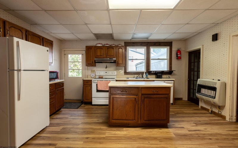 301 Marro Drive, Elkins, West Virginia 26241, 5 Bedrooms Bedrooms, 11 Rooms Rooms,3 BathroomsBathrooms,Single Family Detached,For Sale,Marro,10159714
