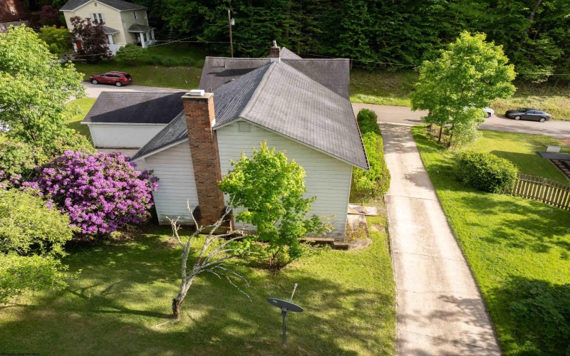 301 Marro Drive, Elkins, West Virginia 26241, 5 Bedrooms Bedrooms, 11 Rooms Rooms,3 BathroomsBathrooms,Single Family Detached,For Sale,Marro,10159714