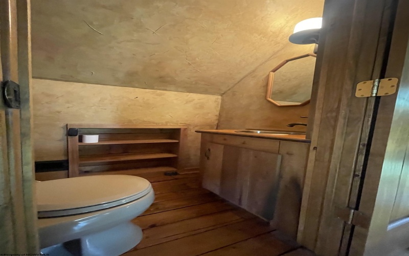 42 Sassy Run Drive, Tallmansville, West Virginia 26237, 3 Bedrooms Bedrooms, 7 Rooms Rooms,1 BathroomBathrooms,Single Family Detached,For Sale,Sassy Run,10159732
