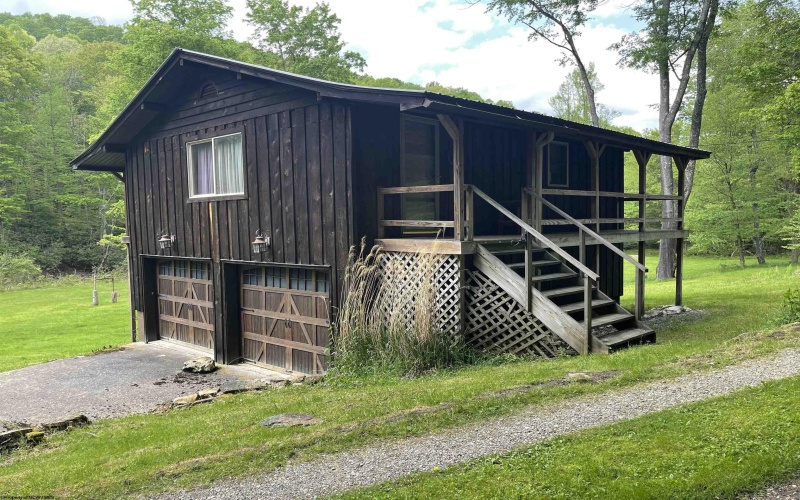 42 Sassy Run Drive, Tallmansville, West Virginia 26237, 3 Bedrooms Bedrooms, 7 Rooms Rooms,1 BathroomBathrooms,Single Family Detached,For Sale,Sassy Run,10159732