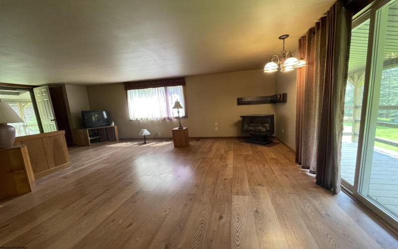 42 Sassy Run Drive, Tallmansville, West Virginia 26237, 3 Bedrooms Bedrooms, 7 Rooms Rooms,1 BathroomBathrooms,Single Family Detached,For Sale,Sassy Run,10159732