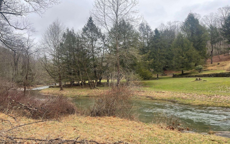 42 Sassy Run Drive, Tallmansville, West Virginia 26237, 3 Bedrooms Bedrooms, 7 Rooms Rooms,1 BathroomBathrooms,Single Family Detached,For Sale,Sassy Run,10159732