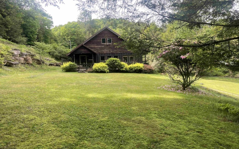 42 Sassy Run Drive, Tallmansville, West Virginia 26237, 3 Bedrooms Bedrooms, 7 Rooms Rooms,1 BathroomBathrooms,Single Family Detached,For Sale,Sassy Run,10159732