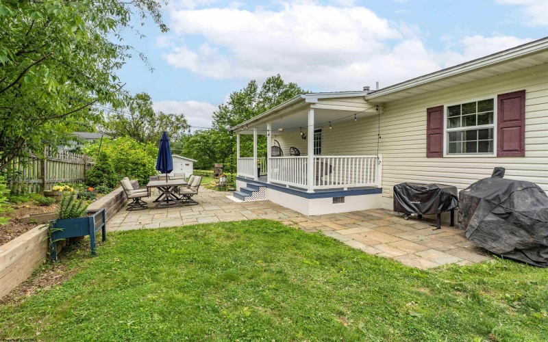 61 Price Hill Road, Morgantown, West Virginia 26501, 3 Bedrooms Bedrooms, 5 Rooms Rooms,2 BathroomsBathrooms,Single Family Detached,For Sale,Price Hill,10159731