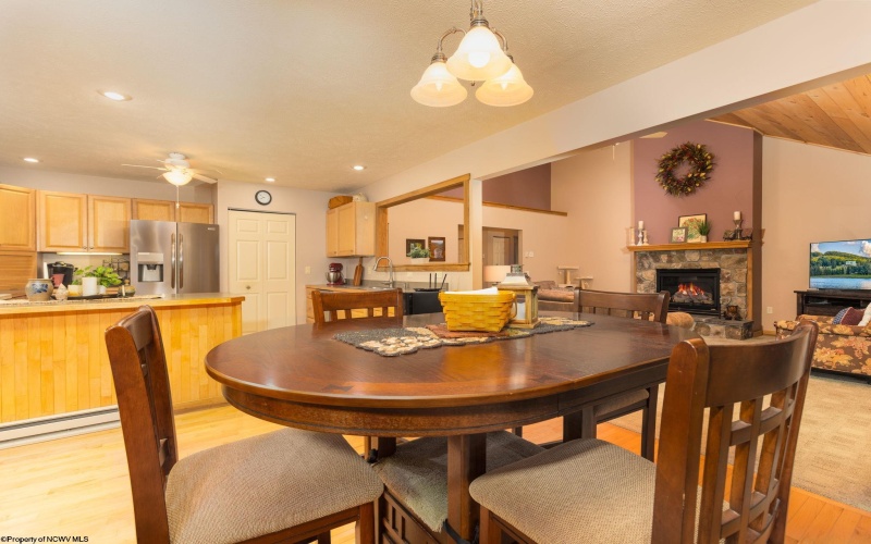 390 Aster Circle, Terra Alta, West Virginia 26764, 4 Bedrooms Bedrooms, 8 Rooms Rooms,2 BathroomsBathrooms,Single Family Detached,For Sale,Aster,10159730