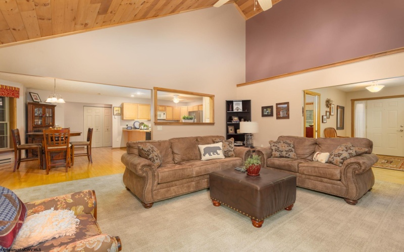390 Aster Circle, Terra Alta, West Virginia 26764, 4 Bedrooms Bedrooms, 8 Rooms Rooms,2 BathroomsBathrooms,Single Family Detached,For Sale,Aster,10159730
