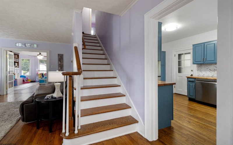 556 Main Street, Clarksburg, West Virginia 26301, 3 Bedrooms Bedrooms, 7 Rooms Rooms,1 BathroomBathrooms,Single Family Detached,For Sale,Main,10159742
