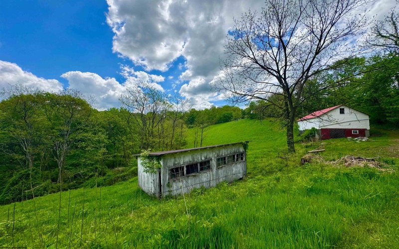 14451 Proctor Creek Road, New Martinsville, West Virginia 26155, 2 Bedrooms Bedrooms, 5 Rooms Rooms,1 BathroomBathrooms,Single Family Detached,For Sale,Proctor Creek,10159734