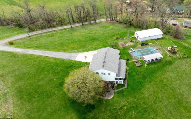 162 Finch Road, Morgantown, West Virginia 26508, 5 Bedrooms Bedrooms, 10 Rooms Rooms,2 BathroomsBathrooms,Single Family Detached,For Sale,Finch,10159736