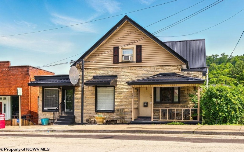148 Pike Street, Clarksburg, West Virginia 26301, ,Commercial/industrial,For Sale,Pike,10159745
