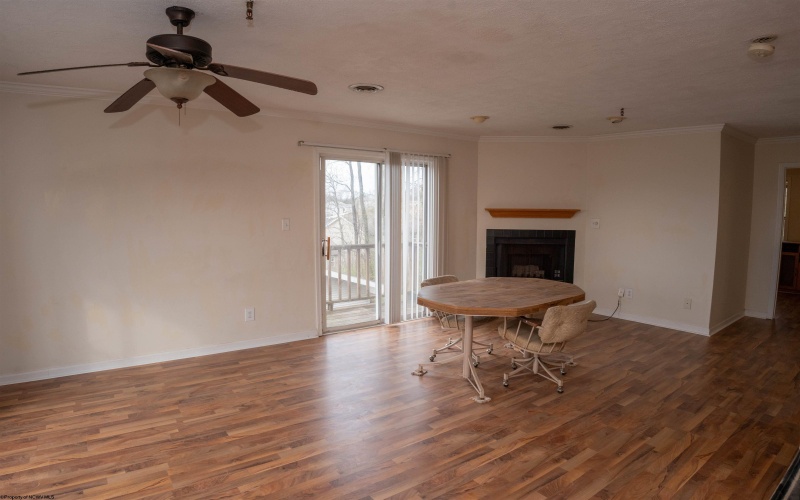 200 Stewart Lane, Morgantown, West Virginia 26501, 2 Bedrooms Bedrooms, 4 Rooms Rooms,2 BathroomsBathrooms,Single Family Attached,For Sale,Stewart,10157420