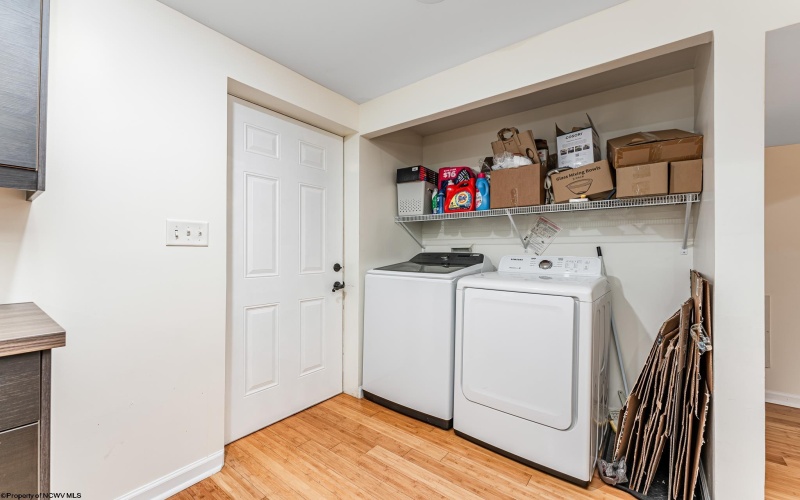 670 Killarney Drive, Morgantown, West Virginia 26505, 4 Bedrooms Bedrooms, 10 Rooms Rooms,4 BathroomsBathrooms,Residential Rentals,For Rent,Killarney,10159747