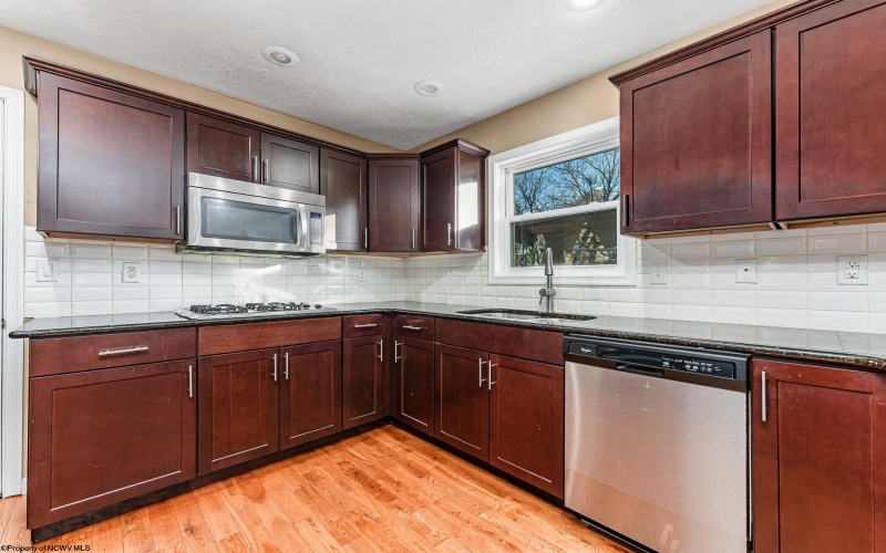 670 Killarney Drive, Morgantown, West Virginia 26505, 4 Bedrooms Bedrooms, 10 Rooms Rooms,4 BathroomsBathrooms,Residential Rentals,For Rent,Killarney,10159747