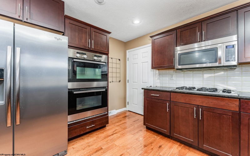 670 Killarney Drive, Morgantown, West Virginia 26505, 4 Bedrooms Bedrooms, 10 Rooms Rooms,4 BathroomsBathrooms,Residential Rentals,For Rent,Killarney,10159747