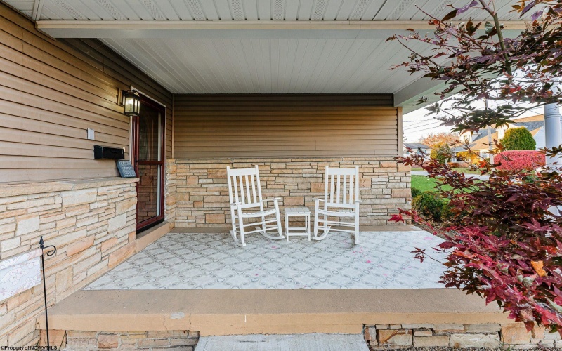 670 Killarney Drive, Morgantown, West Virginia 26505, 4 Bedrooms Bedrooms, 10 Rooms Rooms,4 BathroomsBathrooms,Residential Rentals,For Rent,Killarney,10159747