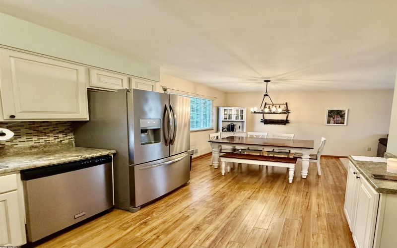 3 Arrowood Road, Bridgeport, West Virginia 26330, 2 Bedrooms Bedrooms, 6 Rooms Rooms,1 BathroomBathrooms,Single Family Detached,For Sale,Arrowood,10159750
