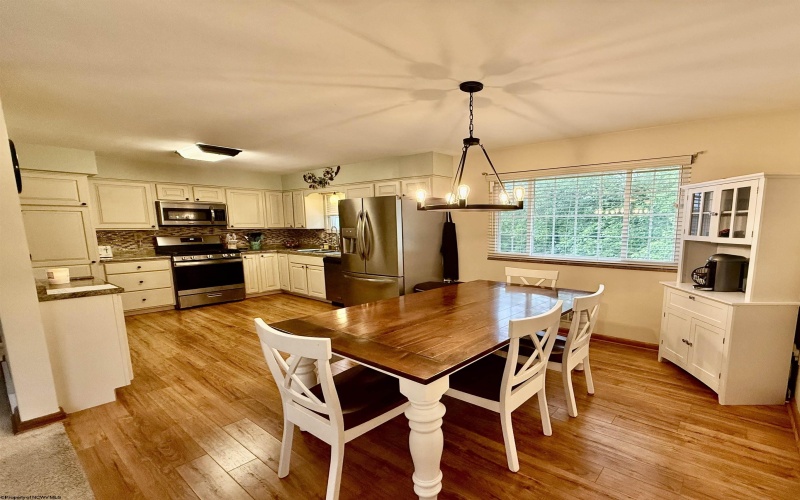 3 Arrowood Road, Bridgeport, West Virginia 26330, 2 Bedrooms Bedrooms, 6 Rooms Rooms,1 BathroomBathrooms,Single Family Detached,For Sale,Arrowood,10159750