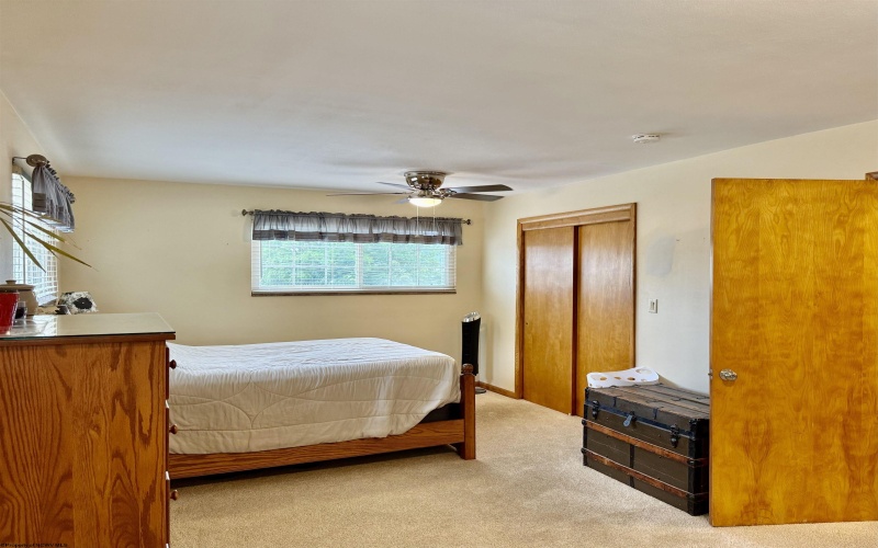 3 Arrowood Road, Bridgeport, West Virginia 26330, 2 Bedrooms Bedrooms, 6 Rooms Rooms,1 BathroomBathrooms,Single Family Detached,For Sale,Arrowood,10159750