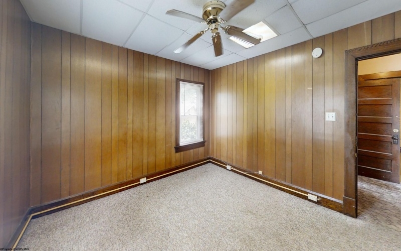 820 Field Street, Fairmont, West Virginia 26554, 5 Bedrooms Bedrooms, 8 Rooms Rooms,2 BathroomsBathrooms,Single Family Detached,For Sale,Field,10159755
