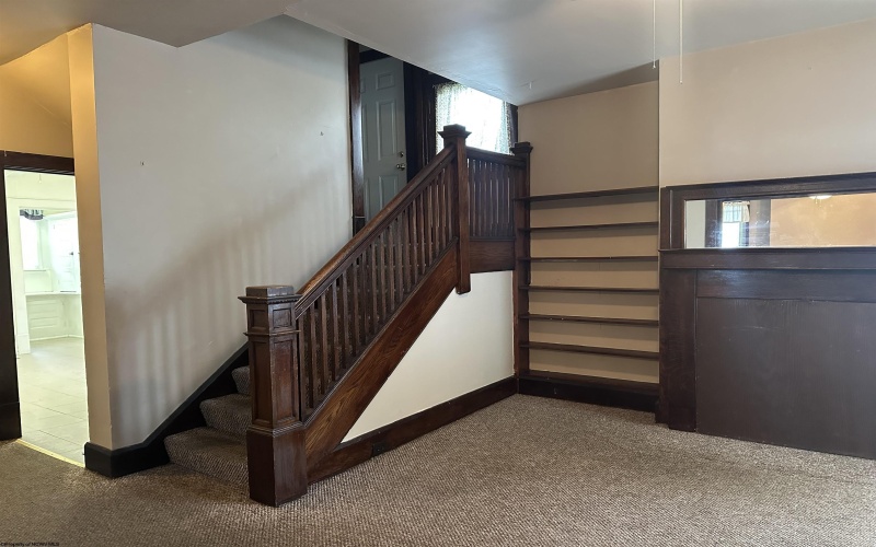 820 Field Street, Fairmont, West Virginia 26554, 5 Bedrooms Bedrooms, 8 Rooms Rooms,2 BathroomsBathrooms,Single Family Detached,For Sale,Field,10159755